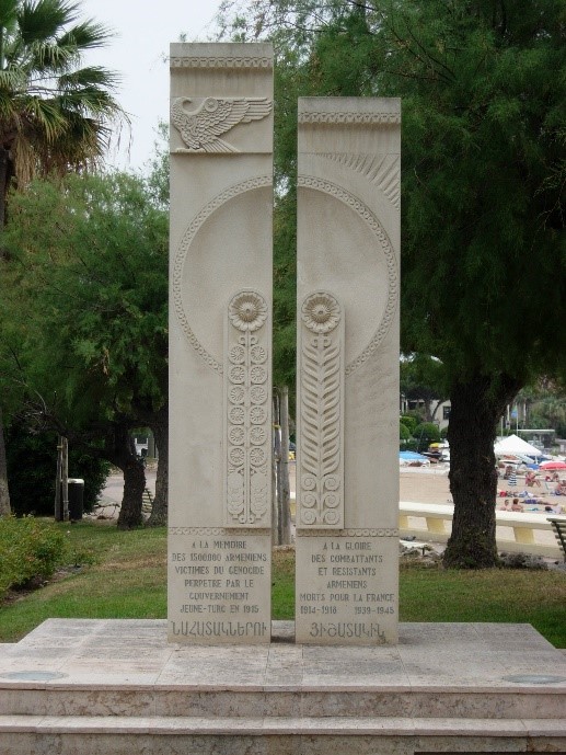 Monument situé sur La Croisette à Cannes, au jardin d’Arménie, dédiée à la mémoire des victimes du Génocide arménien de 1915. Le monument est l'oeuvre d'Albert Mkhitarian.